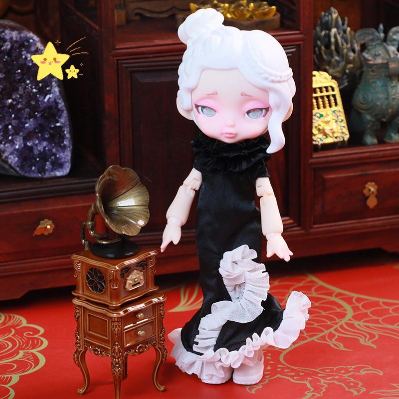 [JBTH] Dollhouse Miniature Retro Gramophone พร้อมเพลง Mini Phonograph บันทึกจําลองแผ่นเสียงหัตถกรรมบ