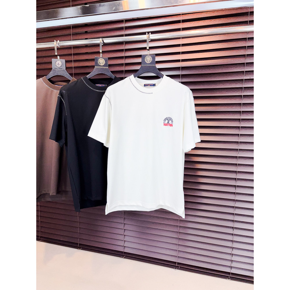 LOUIS VUITTON/LV/2026 คลาสสิกรอบคอแขนสั้นเสื้อยืดผู้ชายผู้หญิง Commuter Outdoor Pullover หนา Impervi