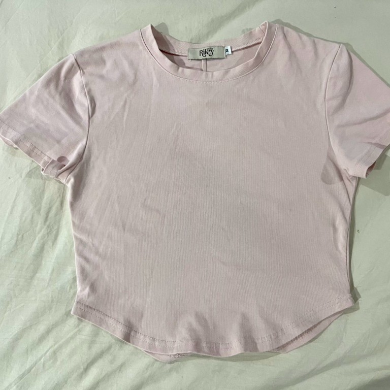 Used - เสื้อ Riley (M) *มีตำหนิน้า