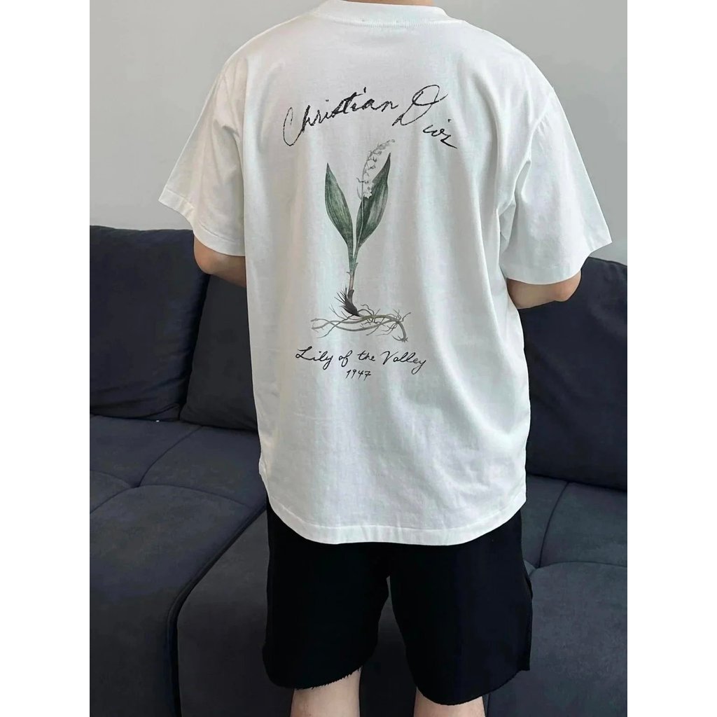 [Black Rose] D1OR/Dior 2024ss สไตล์ใหม่มือวาด Lily of the Valley รูปแบบแขนสั้น 1947 ตัวอักษรมือวาดจํ