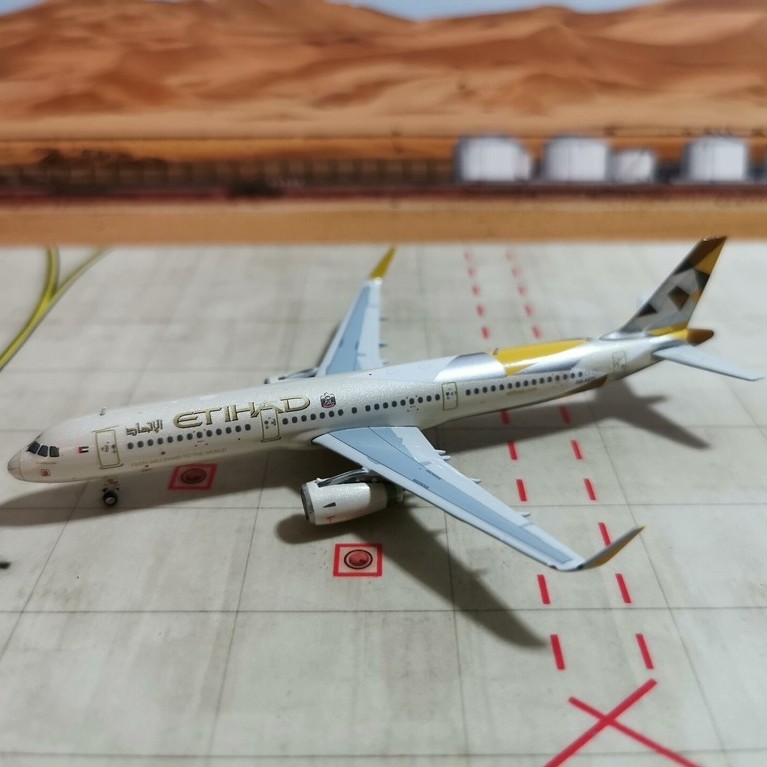 [Orphan] Phoenix 11059 Attia Airlines A321W A6-Our Store จัดส่งจากจีนแผ่นดินใหญ่ จัดส่งภายใน 2 วันหล