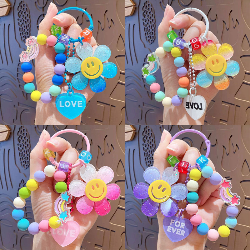 【ส่งไวจากไทย】ดอกทานตะวันพวงกุญแจลูกปัด สีสันสดใส ของขวัญน่ารักให้คนรัก