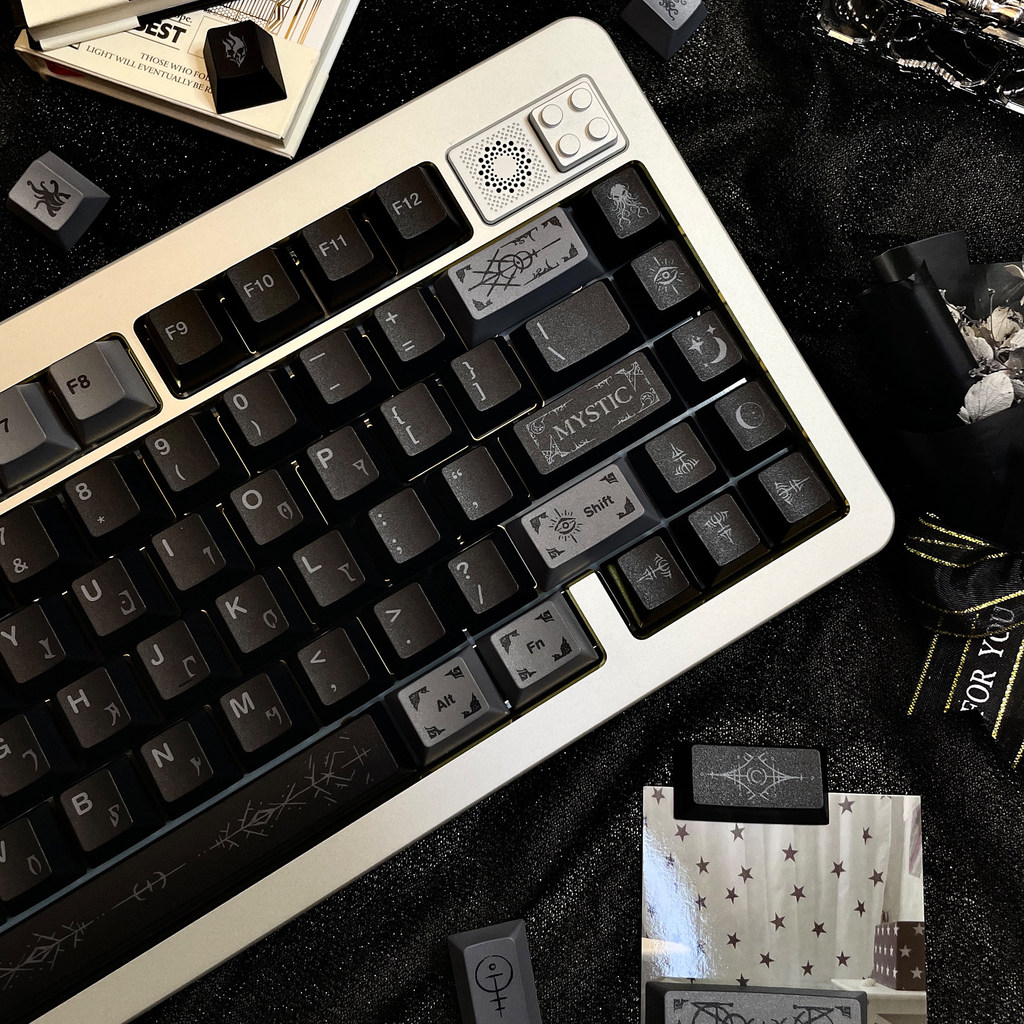 Mysticism Theme Keycaps PBT วัสดุโปรไฟล์เชอร์รี่ 1.7 มม.หนา Dye Sublimation คีย์บอร์ด Keycap