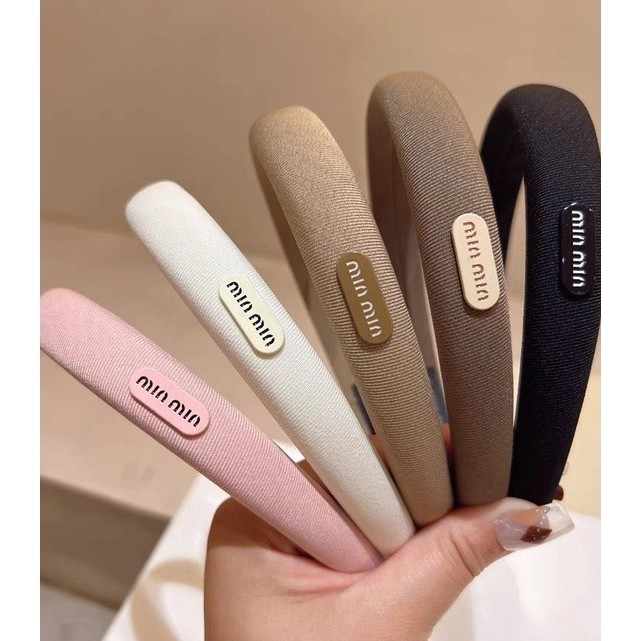 คาดศีรษะสไตล์เกาหลีสีดำ แบบเรียบง่ายสำหรับแฟชั่น