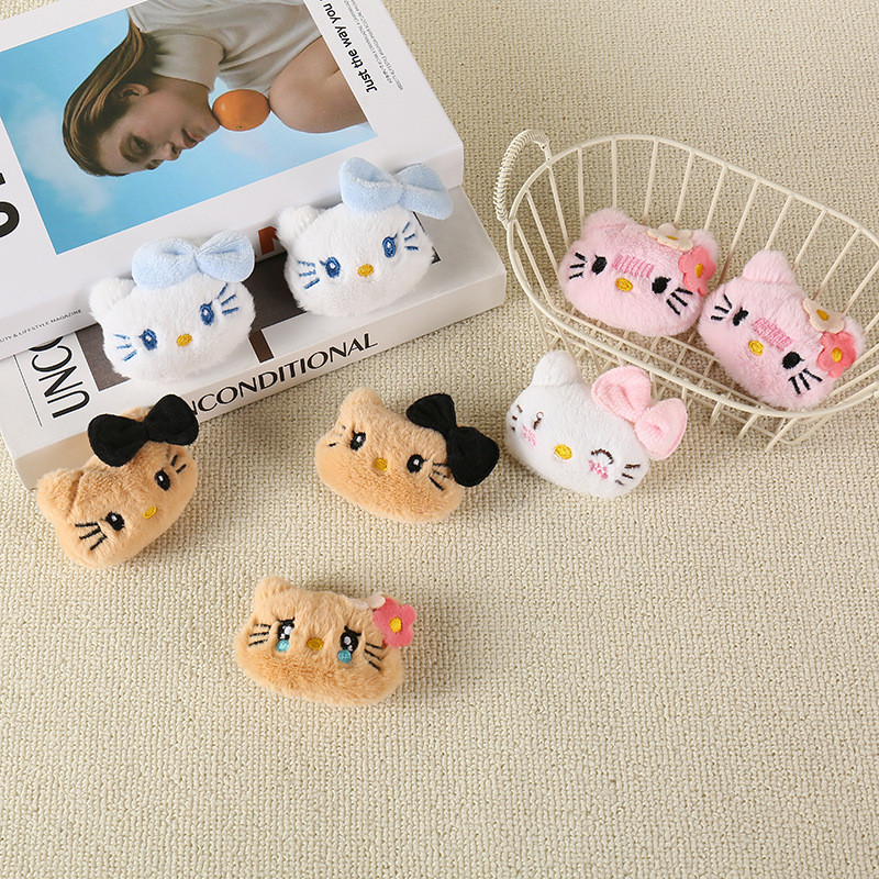 การ์ตูนการ์ตูนตุ๊กตา KT แมวตุ๊กตาเข็มกลัด hellokitty ตุ๊กตากระเป๋านักเรียนตกแต่งถุงเท้าอุปกรณ์เสริมจี้ WO