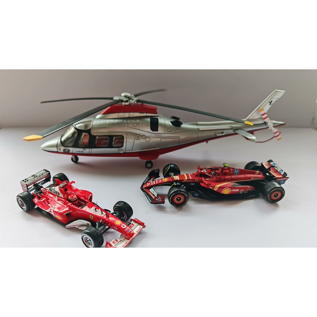 Newray 1: 43 Agusta AW109 โมเดลเฮลิคอปเตอร์เฟอร์รารี ของสะสม