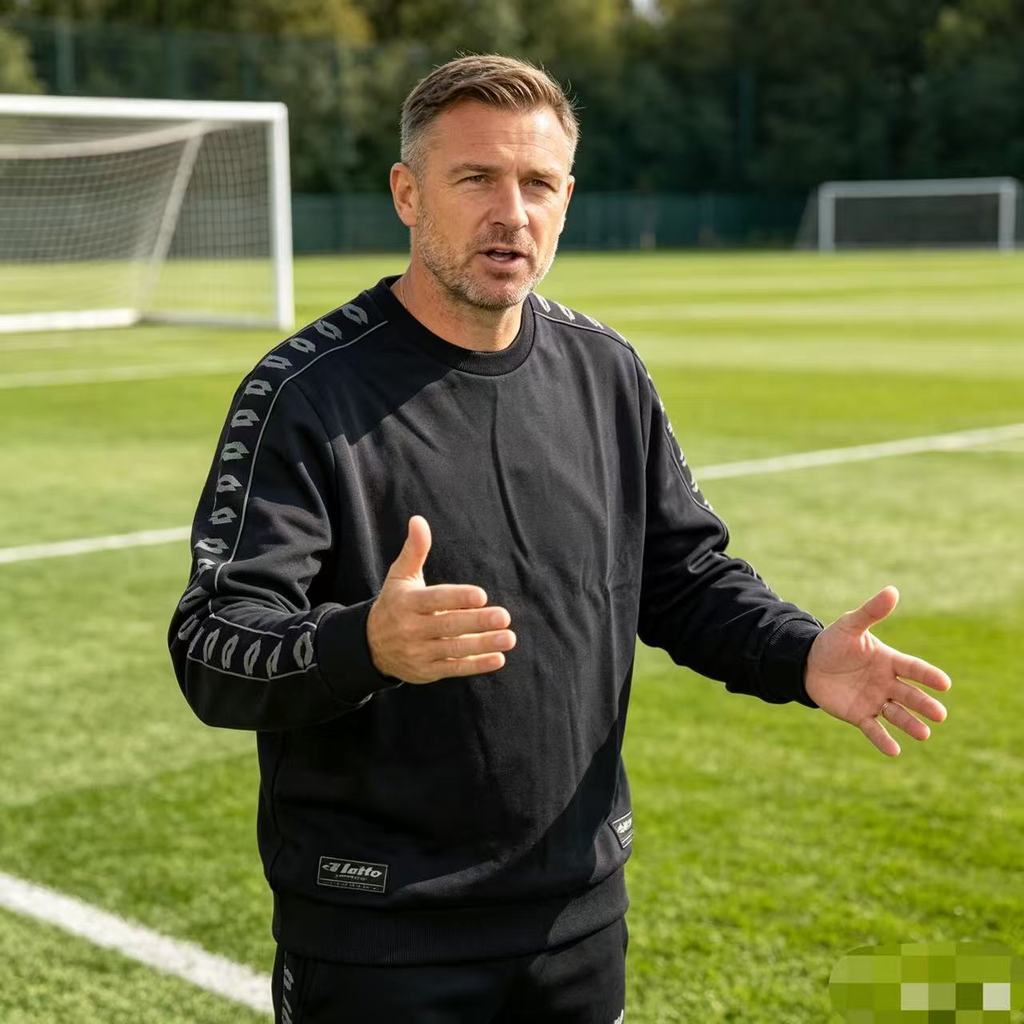 Hong Kong Brought Back LOTTO LOTTO Mens Football Culture Series Coach Sweatshirt ถักป้ายสตริงเสื้อสว