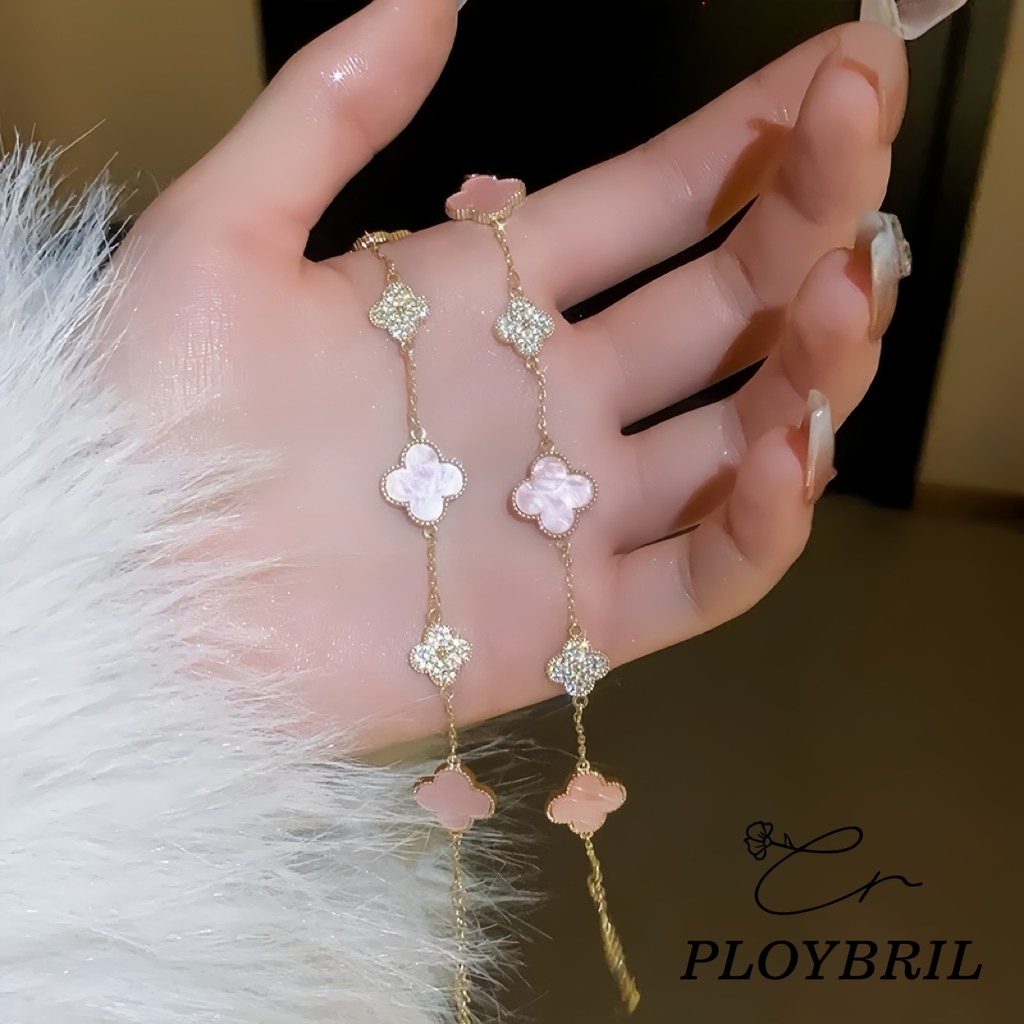 PLOYBRIL สร้อยข้อมือ ประดับเพทาย รูปดอกซากุระ สีชมพู สี่แฉก หรูหรา เครื่องประดับ สําหรับผู้หญิง S042
