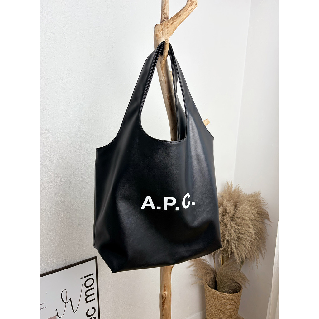 คลังสินค้าพร้อมการจัดส่งซื้อรุ่น Development Ultra-Light Fashion APC Tote Bag Shopping Bag Men Women