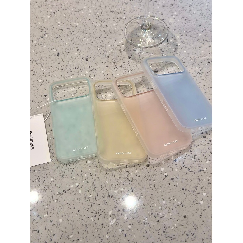 เคสโทรศัพท์สีลูกกวาด Matte Clear Letter กันกระแทก INS สไตล์ Minimalist สําหรับ iPhone 17 Pro Max 16 Pro Max 15 Pro Max 14 Pro Max