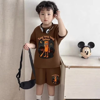 ชุดเด็กเสื้อแขนสั้นกางเกงขาสั้นต้องมีในฤดูร้อน ดีไซน์สไตล์เกาหลีระบายอากาศดี Tung Tung Tung Sahur พิมพ์เสื้อยืด