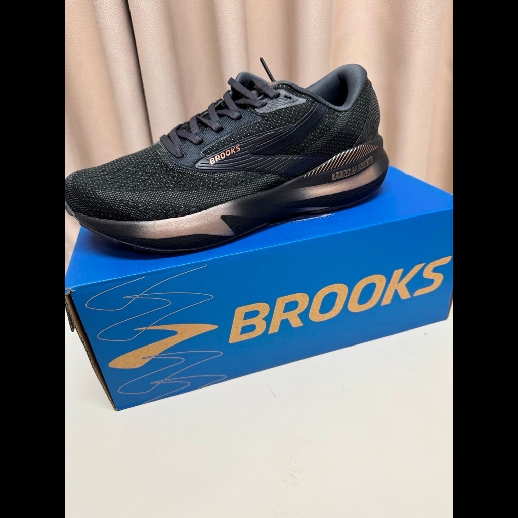 คลังสินค้าพร้อม BROOKS/BROOKS สไตล์ใหม่ AdrenaLineGTS24 รองเท้าวิ่งกันกระแทกระบายอากาศกีฬารองเท้าวิ่
