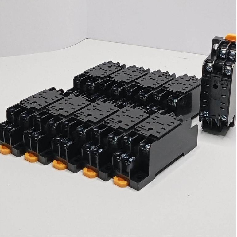 แท้ ทน 10ชิ้น ซ็อคเก็ตรีเลย์ขา2แถว PYF-08A-E SOCKET RELAY ซ็อกเก็ต รีเลย์ PYF08A PYF 08A ฐานรีเลย์ขา