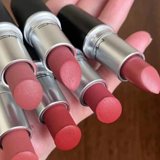Powder Kiss Lipstick Lip Matte / Satin 3.2g