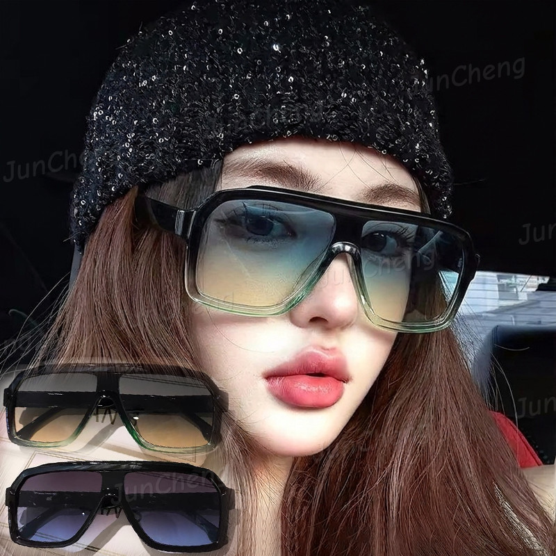 ยุโรปอเมริกัน Retro Square กรอบขนาดใหญ่แว่นตากันแดดนักบินสําหรับผู้ชายและผู้หญิงขับรถกลางแจ้ง UV ทน Shades