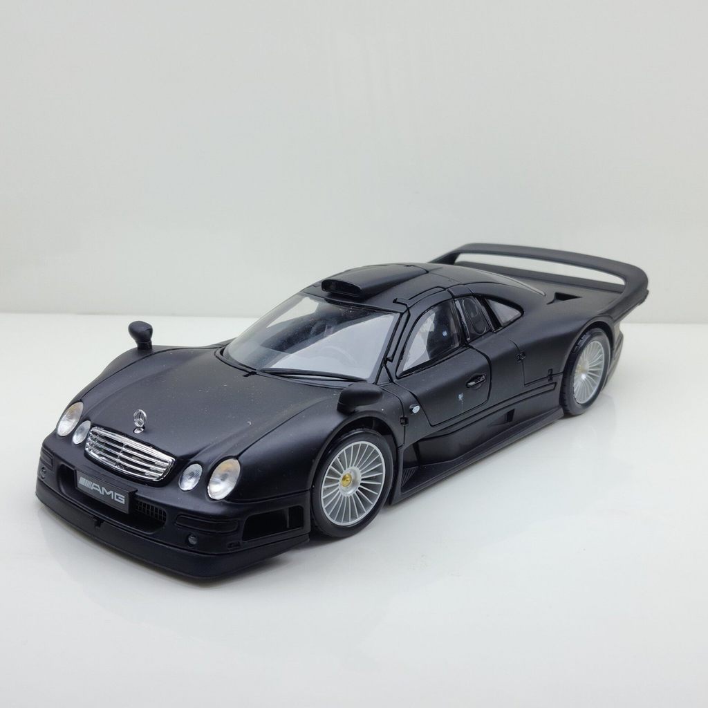 Out of Print Meritor รูปที่ 1: 18 Mercedes-Benz Clk-GTR