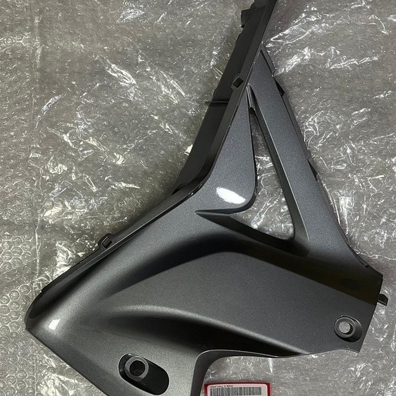 ฝาครอบข้างตัวถัง ซ้าย+ขวา WAVE 110i ปี 2011-2018 อะไหล่แท้ 64400-KWW-642ZQ 64450-KWW-642ZQ