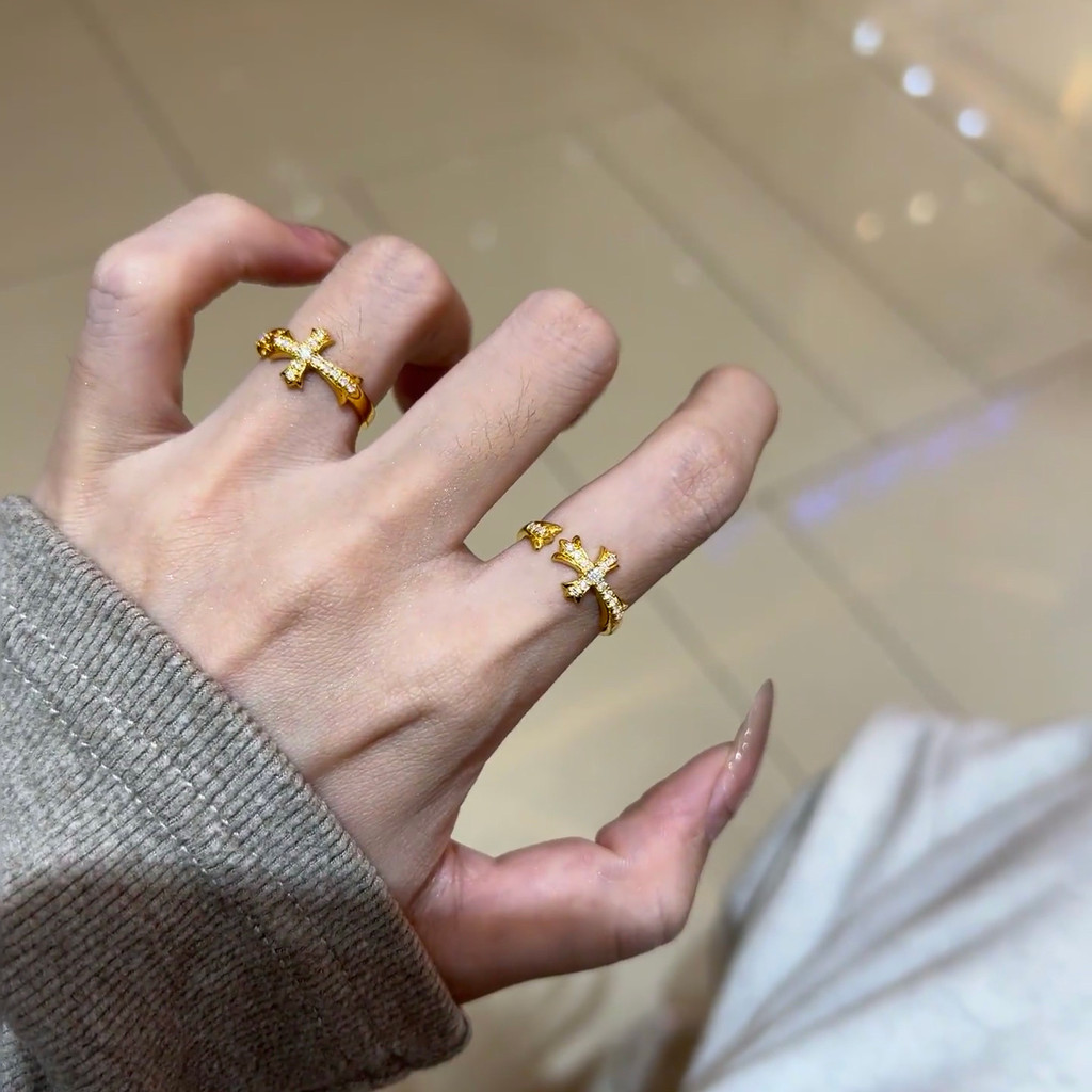 Niche Design Iris Ring Cross Open Couple Ring Retro Fashion Palace Style แหวนเพทาย