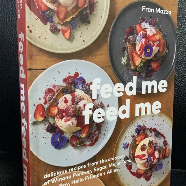 ((หนังสือภาษาอังกฤษพร้อมส่ง) feed me feed me(T2)’
