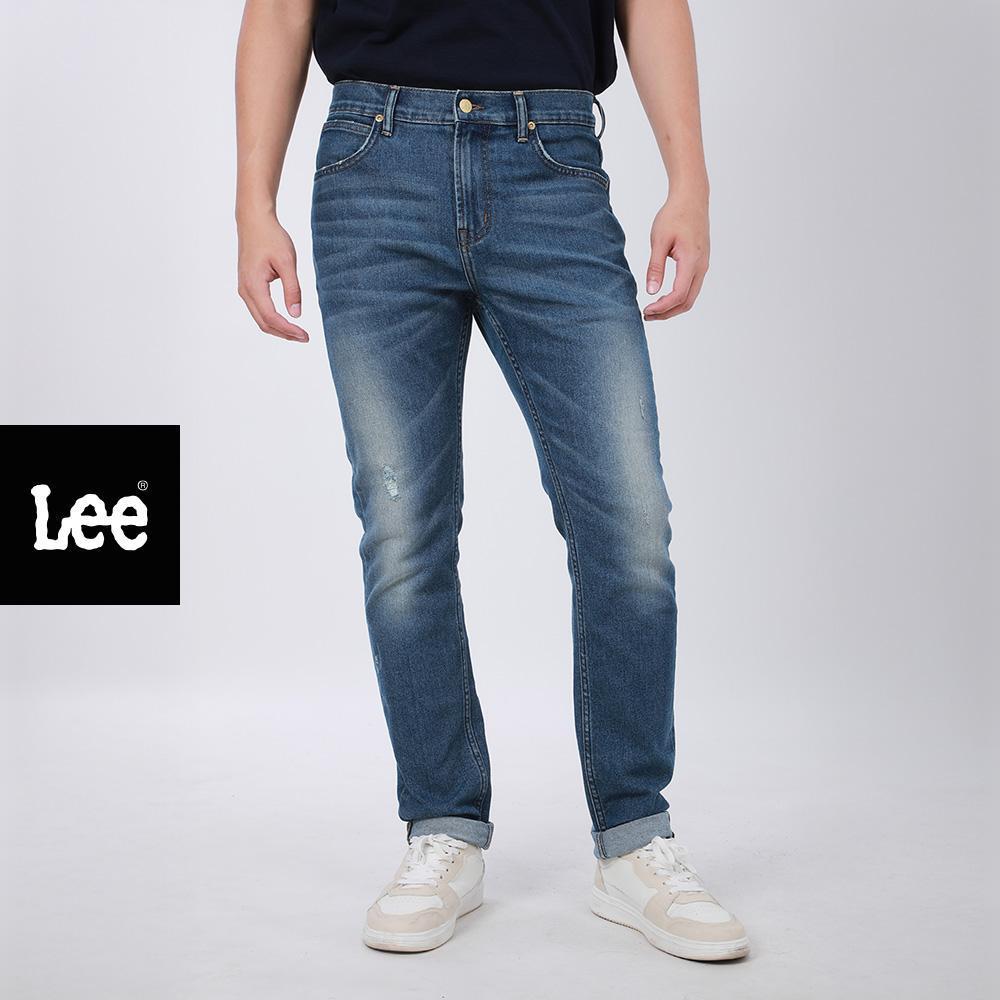LEE กางเกงยีนส์ผู้ชาย เอวต่ำ ทรงเข้ารูป รุ่น LE S226MPOWN07 สียีนส์กลาง