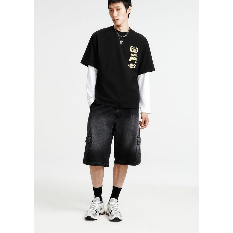 H&M(เอชแอนด์เอ็ม) เสื้อยืดพิมพ์ลายทรงหลวม ผู้ชาย 1326552_1