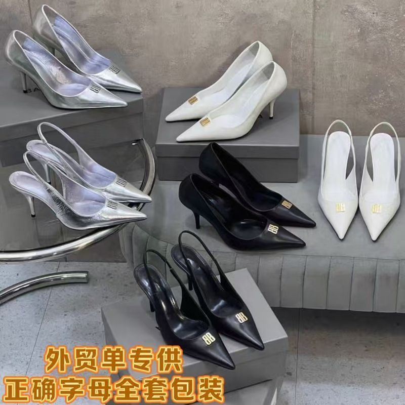 บี B.Metal Pointed Stiletto Sandals 2026 สไตล์ใหม่ Double B รองเท้าส้นสูงแฟชั่นย้อนยุคปากตื้นฝรั่งเศ