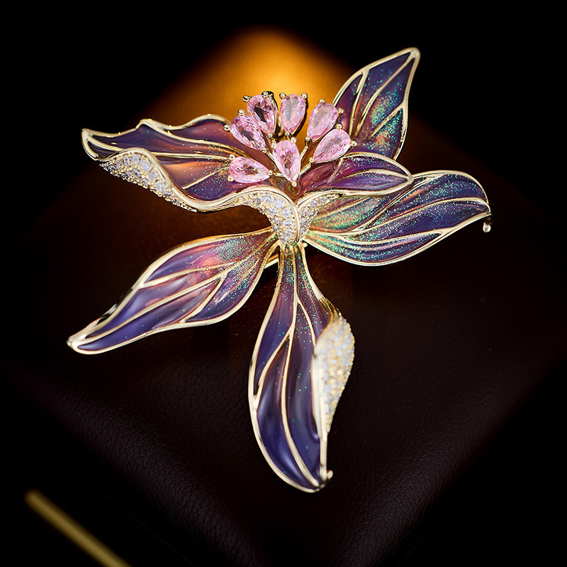 High-End หญิงประณีต Corsage Niche Design Pin Suit Coat ตกแต่ง French Iris