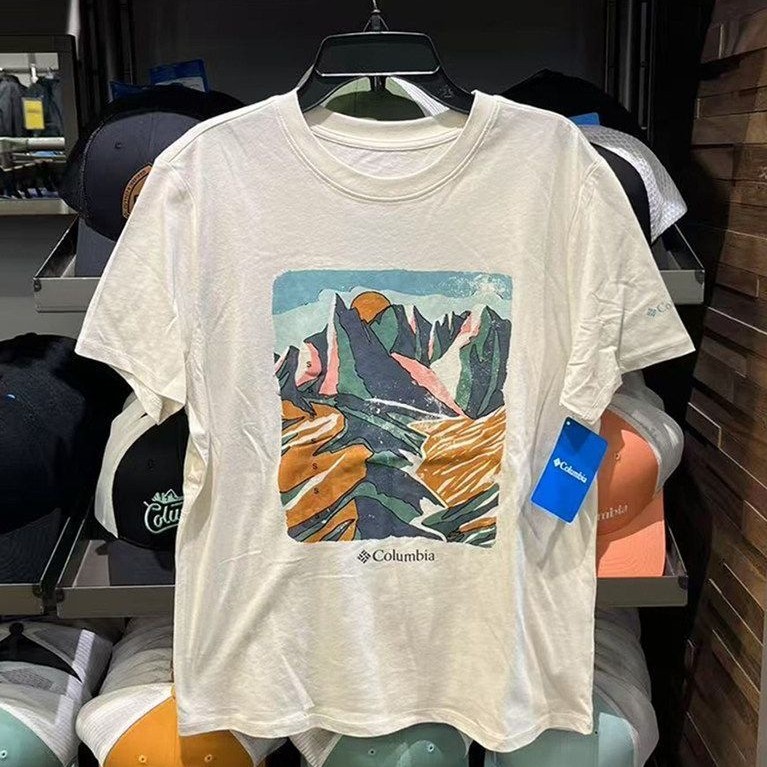 Col * bia ผู้ชายผู้หญิงสไตล์หน้าอกพิมพ์เสื้อยืดแขนสั้นคอกลมลําลองระบายอากาศคู่
