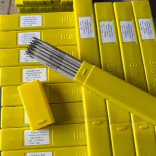 ลวดเชื่อมสแตนเลสไฟฟ้า AWS E308 16 308L ห่อ แพ็ค 1 กก 2.6×300 มม. / 3.2×350 มม. แนวเชื่อมเรียบ