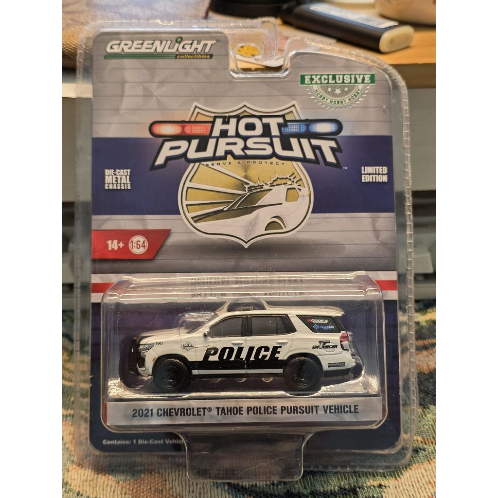 แสงสีเขียวออกจากรถพิมพ์ 1:642021โมเดล Chevrolet Tahoe Tahoe รถตํารวจ P P PV
