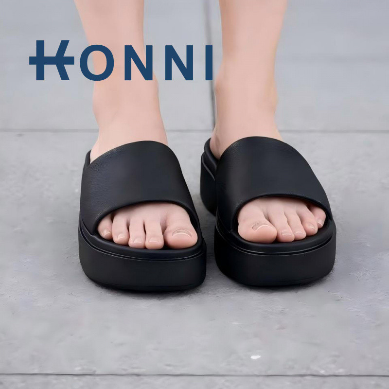 KONNI แบบสวม น้ำหนักเบา  รองเท้าแตะพื้นหนาอีวา นุ่มสบาย สไตล์แฟชั่น สำหรับฤดูร้อน EVA   ผู้หญิงพื้นหนาแบบใหม่รองเท้าแตะ