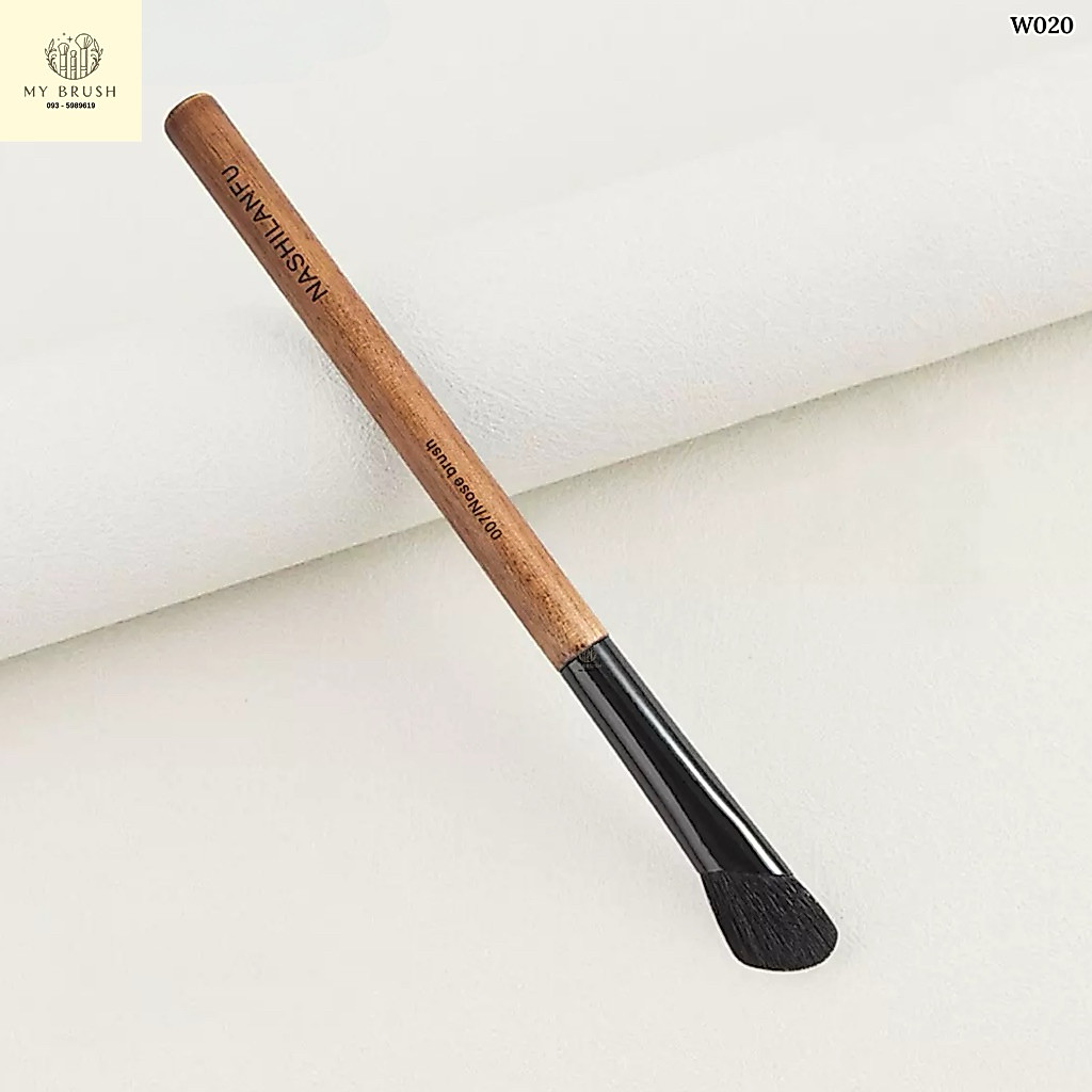 Makeupbrush concealer brush แปรงคอนซีลเลอร์ หัวสามเหลี่ยม ด้ามไม้ พร้อมส่งจากไทย รุ่น NASHILANFU W018 แท้