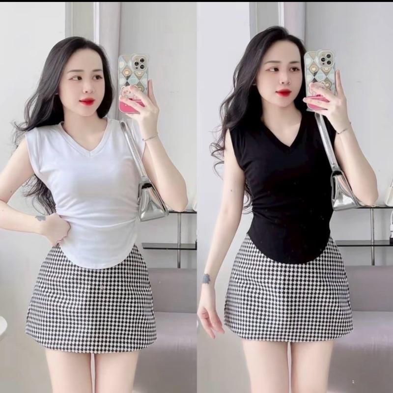 CT9b เสื้อยืดผู้หญิง PHOM กอดคอเต่าแขนกุดเอว