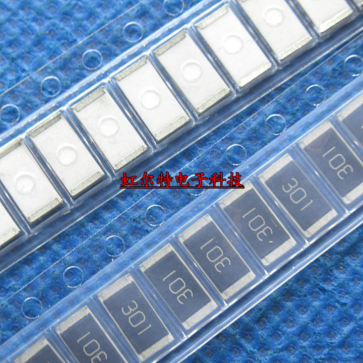 ชิปตัวต้านทานกําลังสูง 2512 1ว 300 ยูโร 301 300ร 5% 6.4 X3.2 เดิม (100 ชิ้น)