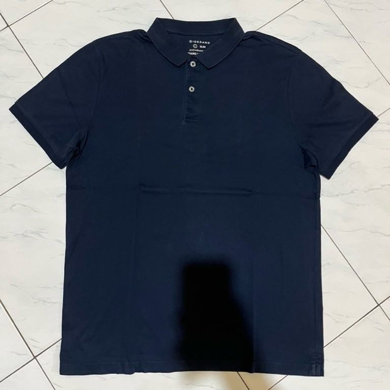 เสื้อโปโล Giordano**