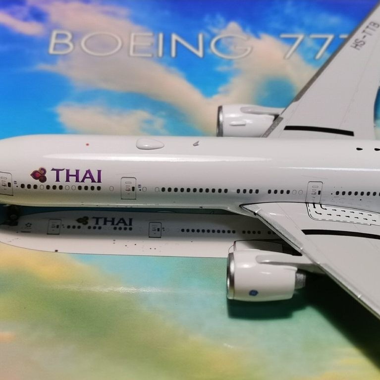 #1:: : รุ่น 400#PH泰国国际航空B777-300ER HS