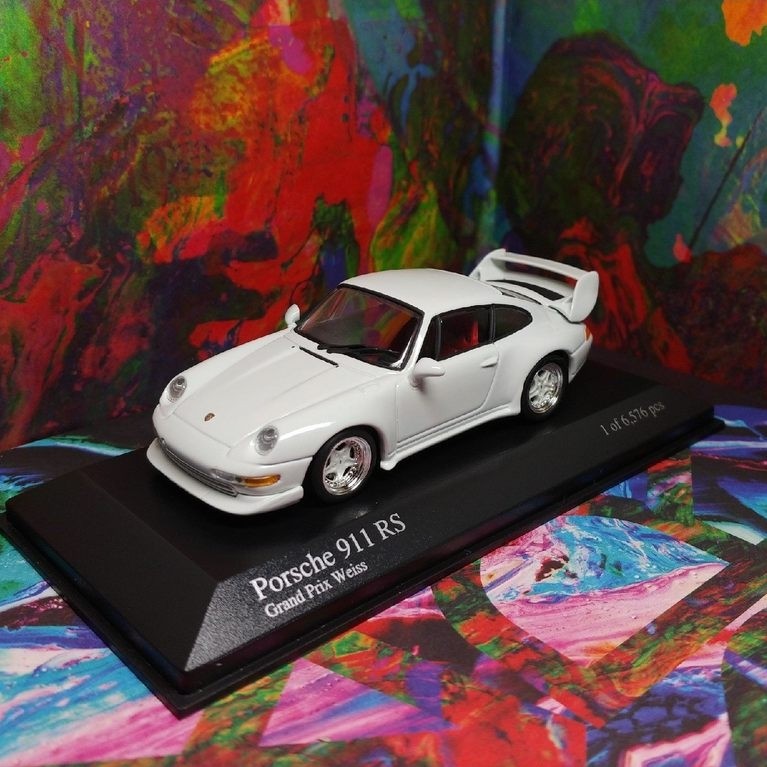 Minichamps Porsche 993 Grand Prix Weiss 1/43 Minichamps Porsche 911 RS 993 Grand Prix Weiss 1/43 Sca