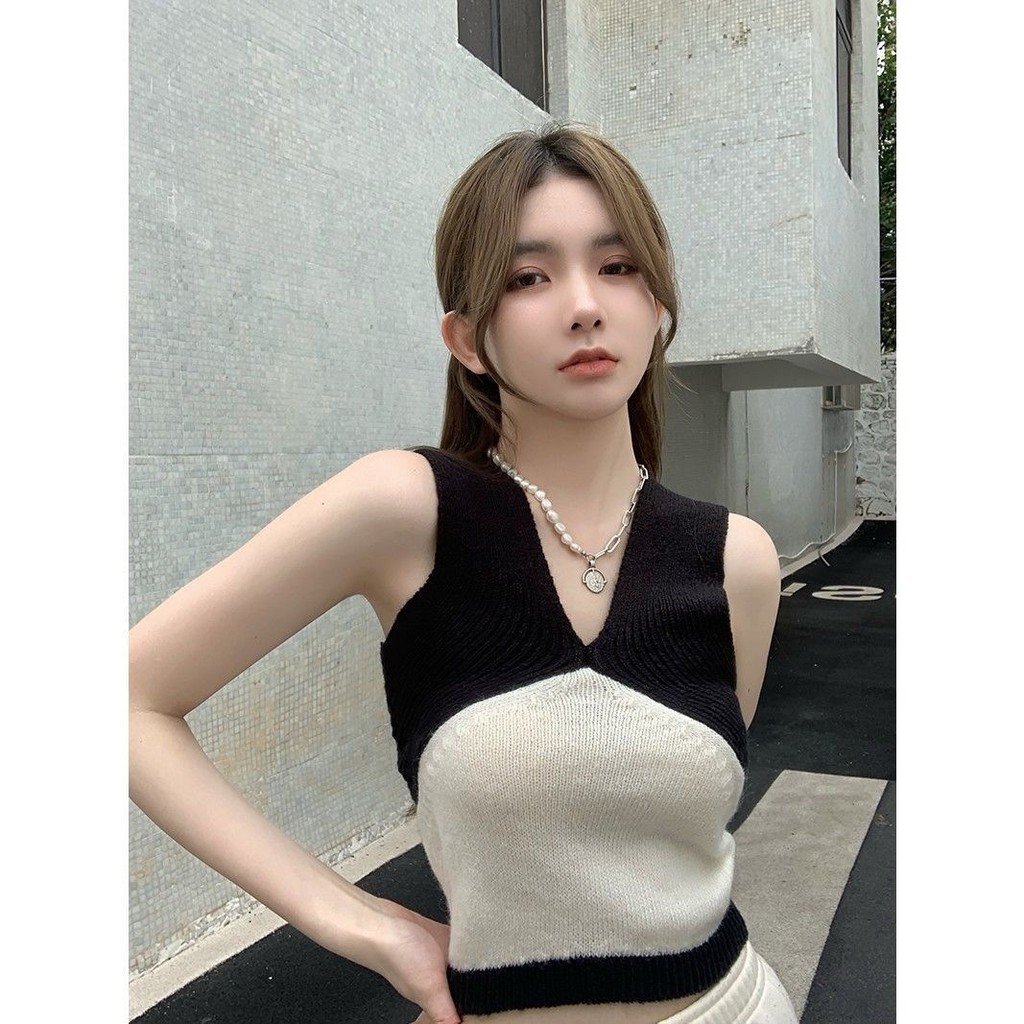 Pure Desire Tube Top แขนกุดหวานสาวร้อนเซ็กซี่ v คอถัก Camisole ผู้หญิงฤดูร้อนสวมใส่ด้านนอก Chic สั้น