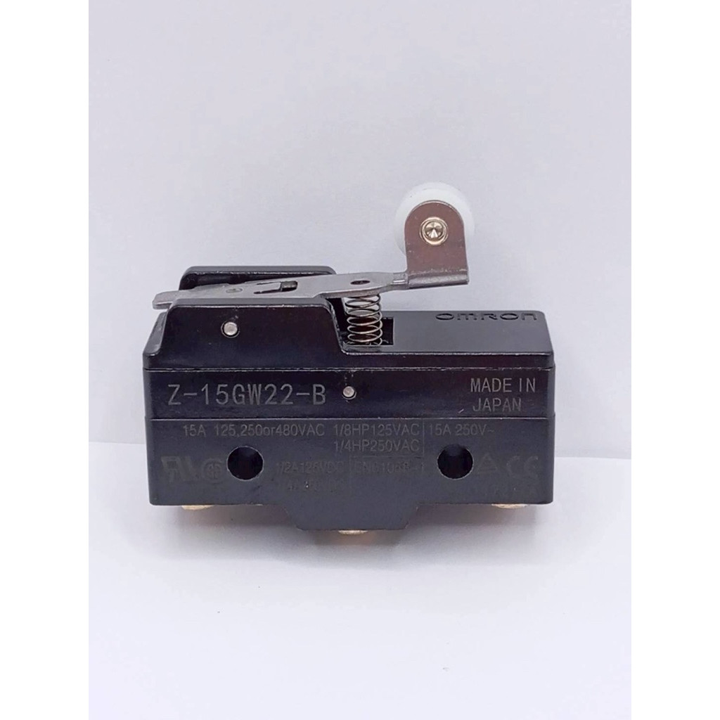 ใน กทม OMRON Z-15GW22-B  LIMIT SWITCH 15A 220VDC สินค้าถ่ายจากงานจริง Micro สวิช์