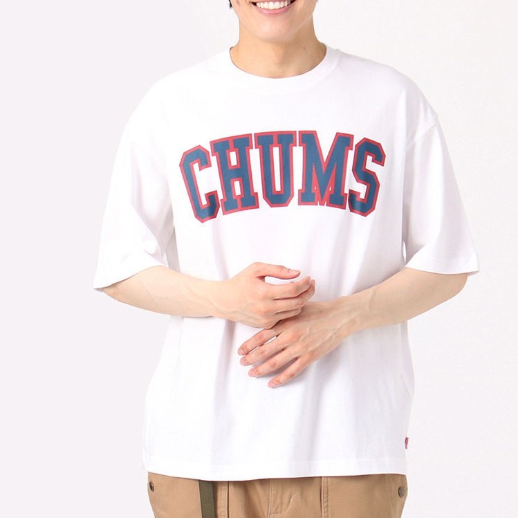 CHUMS Trend เสื้อยืดกีฬากลางแจ้งคอลูกเรือโลโก้ตัวอักษรพื้นฐานพิมพ์แขนสั้น 2SDF
