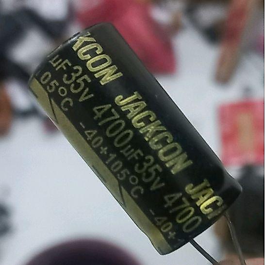 Elko jackcon 4700uf 35v ต้นฉบับไต้หวัน elco jackon jakcon 4700uf/35v 1
