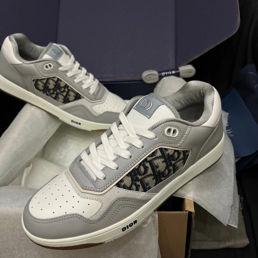 [เกรด Daigou] รองเท้าผ้าใบ Dior Dior B27 Classic B27 Presbyopic Low-Top Casual กีฬารองเท้าผ้าใบ dior