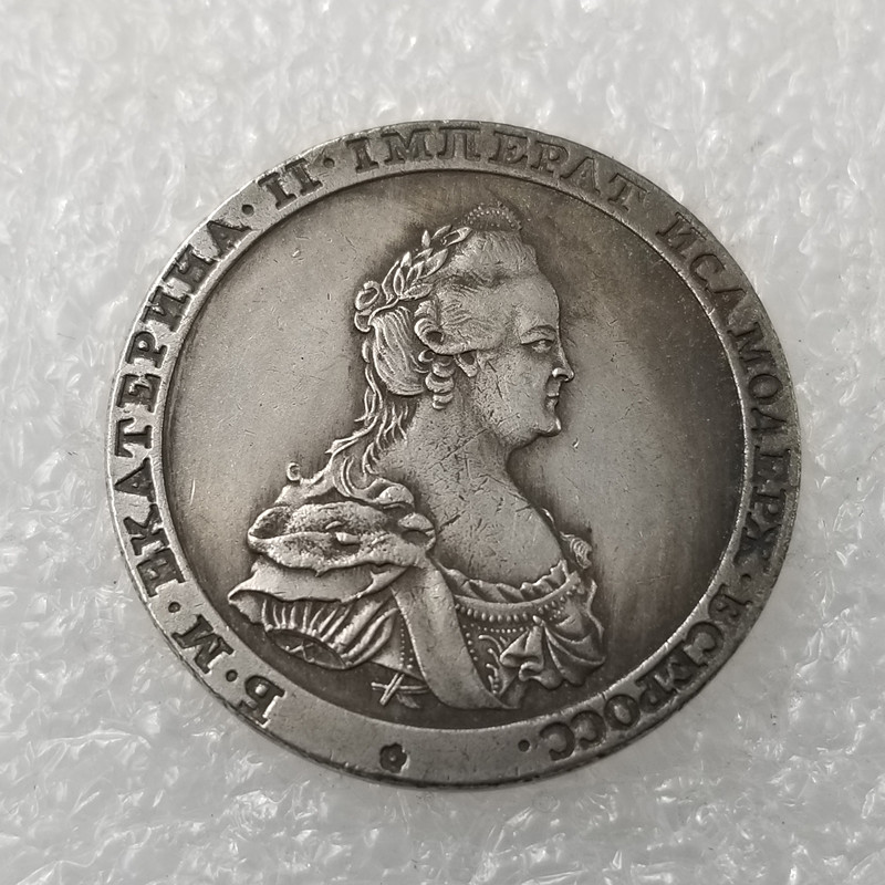 J15readystock งานฝีมือโบราณ M1796 รัสเซีย Silver-Plated Distressed Silver Dollar Silver Round ต่างปร