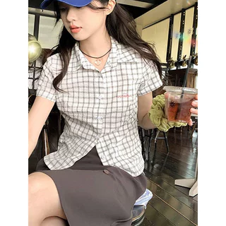 Dahong 💖w711 เวอร์ชั่นเกาหลี เสื้อแขนสั้น เสื้อเชิ้ตแขนสั้นลําลอง ลายสก๊อต รุ่นใหม่ สไตล์แฟชั่น สําหรับผู้หญิง ไซซ์
