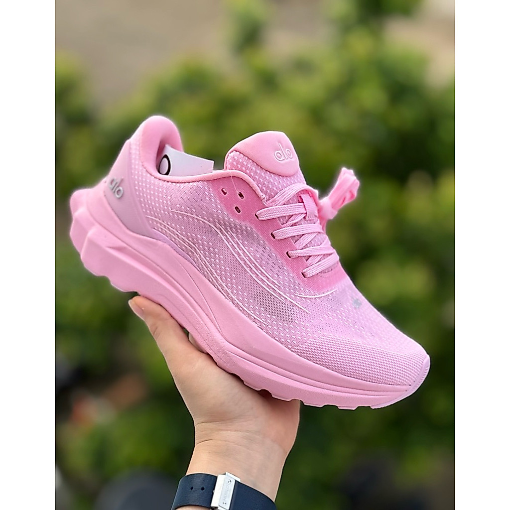 รองเท้าผ้าใบ alo size 36…41 ( สินค้าพร้อมกล่อง )