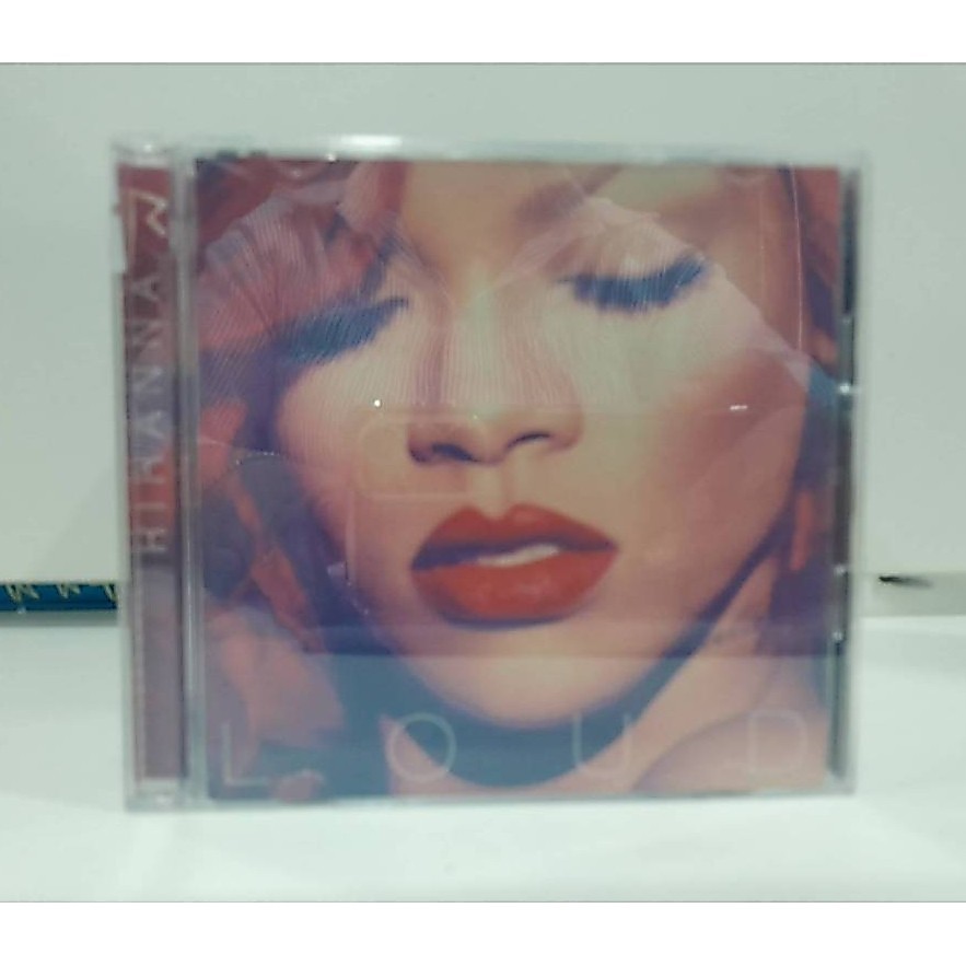 2  CD MUSIC ซีดีเพลงสากลLoud  Rihanna Rihanna  (B18A58)
