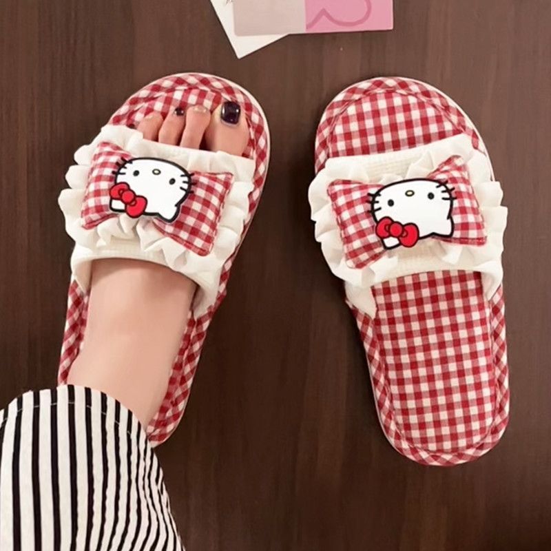 EARF Casual สุภาพสตรีรองเท้าแตะ HelloKitty สไตล์ใหม่ Flip-Flops ผู้หญิงในครัวเรือน Anti-Slip แฟชั่นน่ารัก Furry รองเท้าแตะเหงื่อ @-