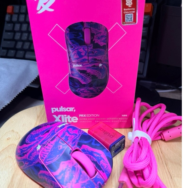 Pulsar Xlite V3 Mini PRX Edition Wireless Gaming Mouse (Limited)หยิบใช้งาน1-2 ครั้งซื้ิอมาสะสม