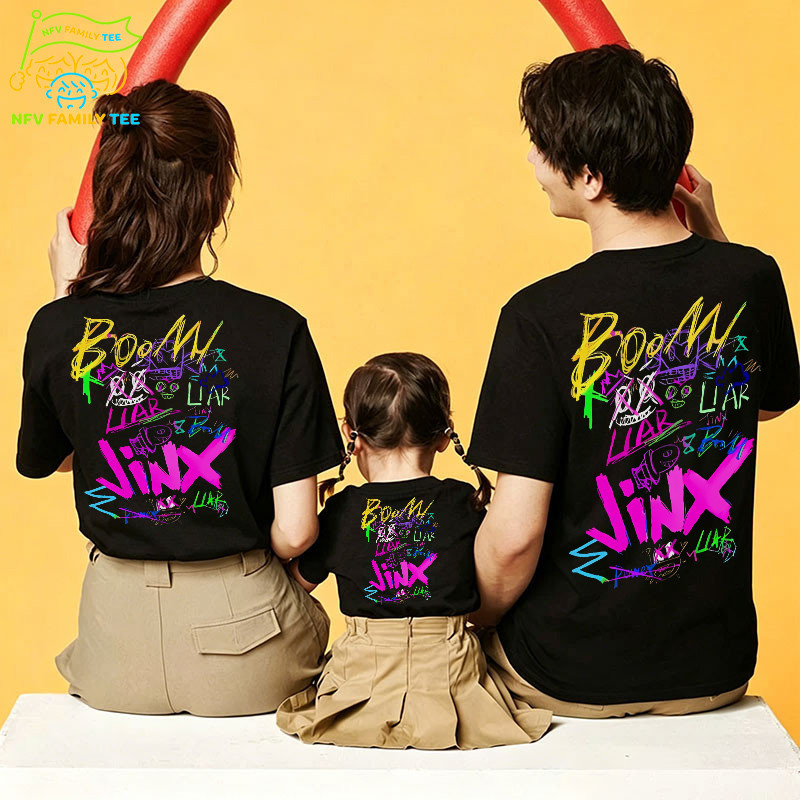 【จัดส่งตลอด 24 ชั่วโมง】วัสดุใหม่🔥COD NFV Family Tee ชุดครอบครัว เสื้อยืดแขนสั้น ลายกราฟฟิตี้ เสื้อเด็ก เบาเย็น YG929