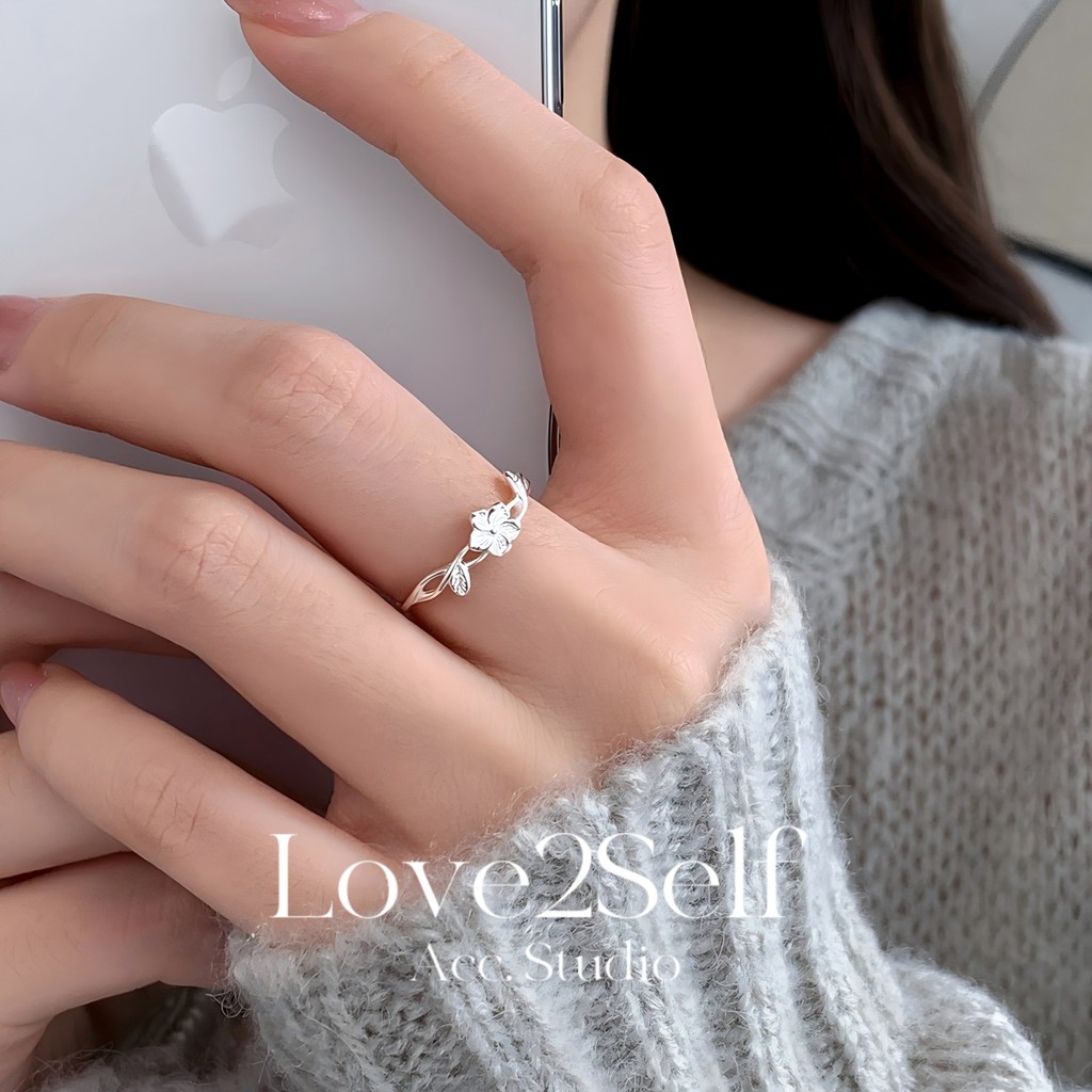 Love2selfJ089 Hollow ดอกไม้แหวนผู้หญิงปรับเปิดแหวน Silver Tone Minimalist Design Stackable Finger แหวนผู้หญิง